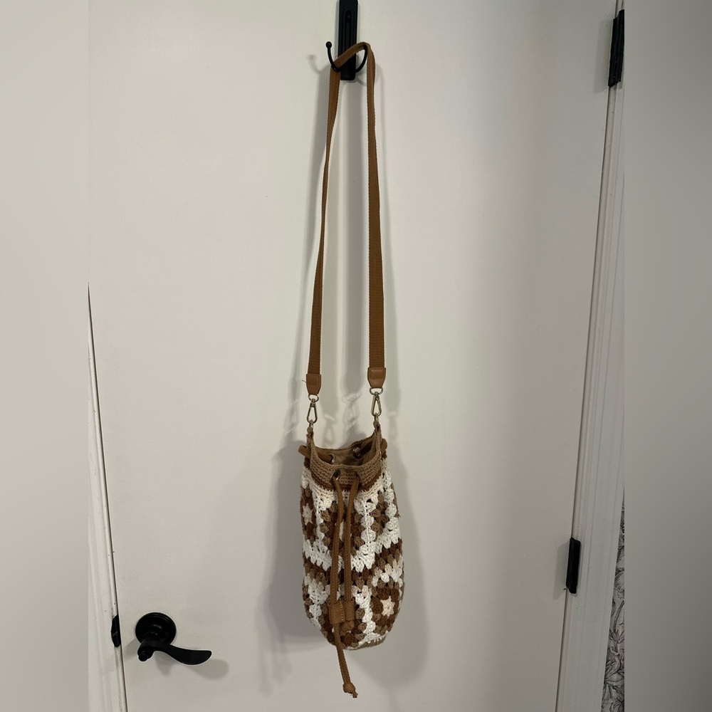 Aerie Brown and White Crochet Crossbody Bag